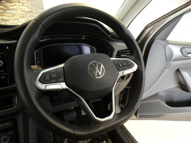 Volkswagen T-CROSS 8