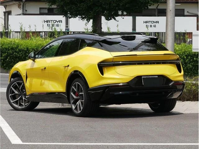 Lotus ELETRE 35