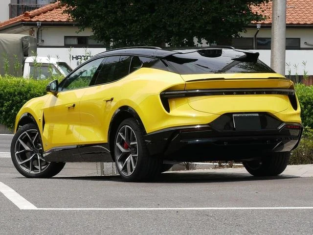 Lotus ELETRE 8