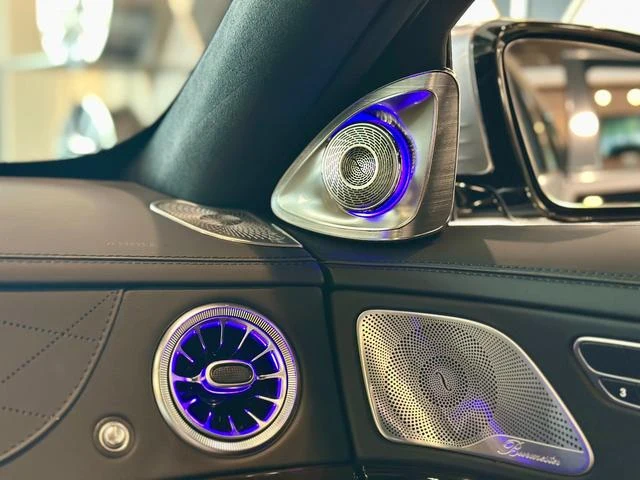 MERCEDES MAYBACH S-CLASS 24