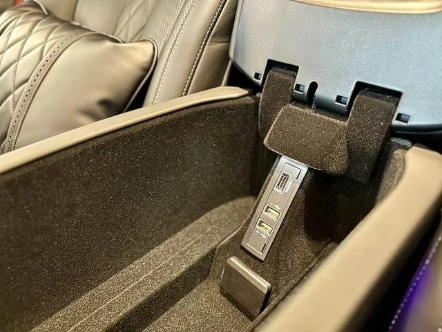 MERCEDES MAYBACH S-CLASS 29