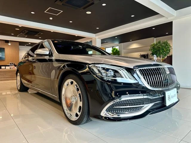 MERCEDES MAYBACH S-CLASS 4