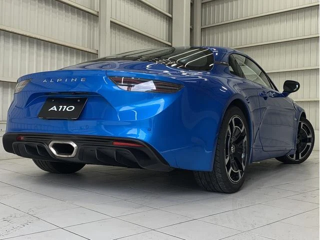Alpine A110 33