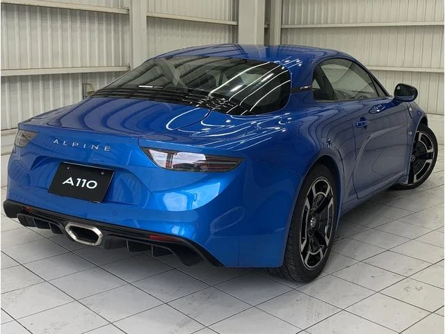Alpine A110 8