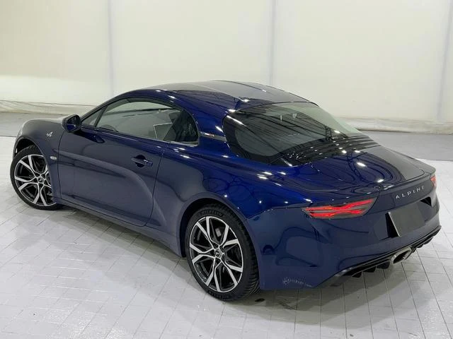 Alpine A110 33