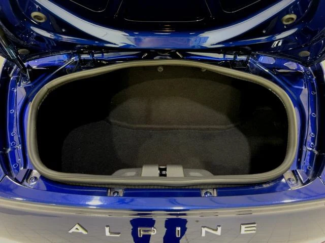Alpine A110 17