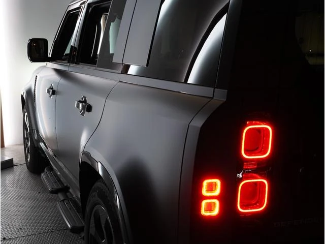 Land Rover DEFENDER 54