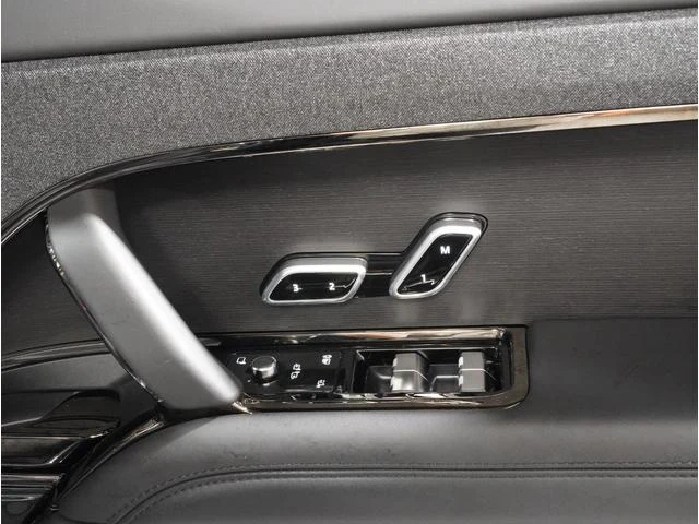 Land Rover RANGE ROVER 18