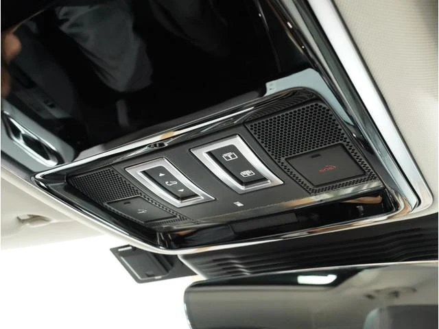 Land Rover RANGE ROVER 24