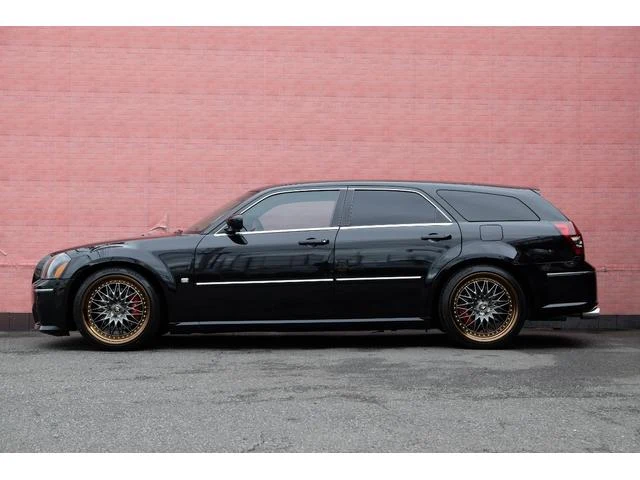 Dodge MAGNUM 12