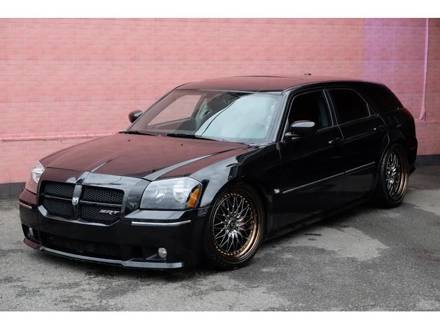 Dodge MAGNUM 4