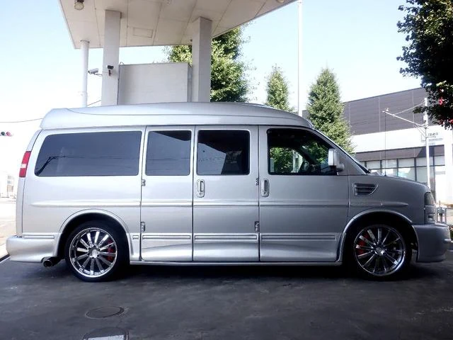 GMC SAVANA 6