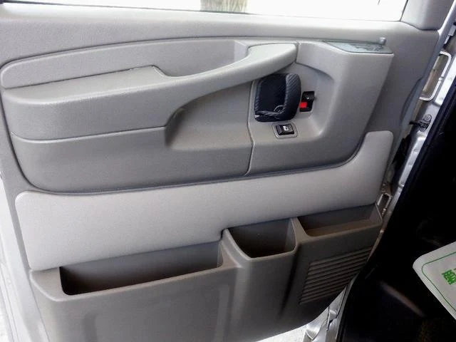 GMC SAVANA 73