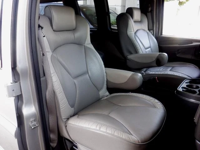 GMC SAVANA 13