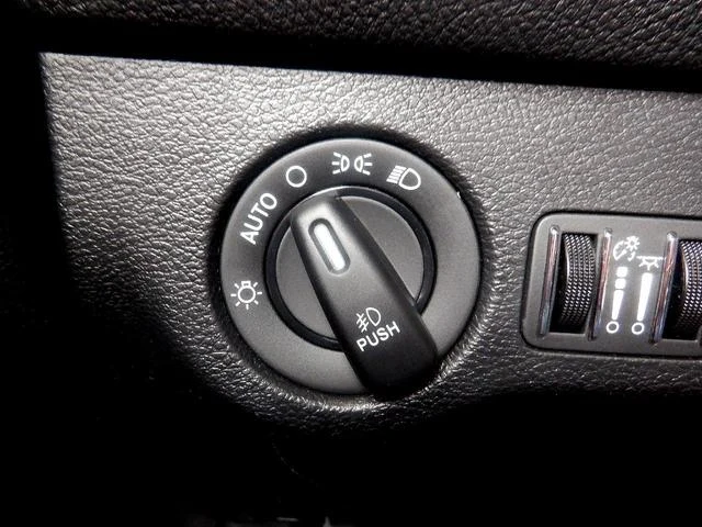 Dodge CHARENGER 29