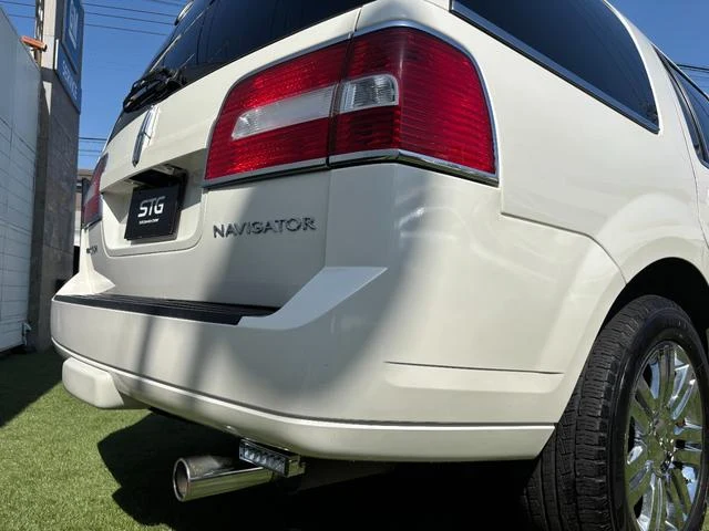 Lincoln NAVIGATOR 51