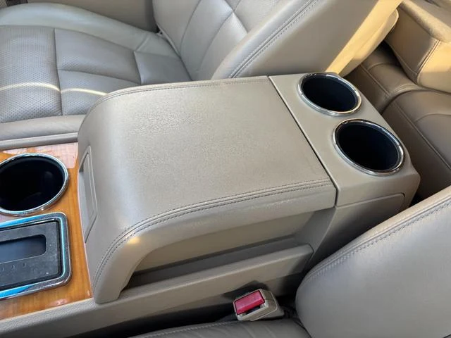 Lincoln NAVIGATOR 66