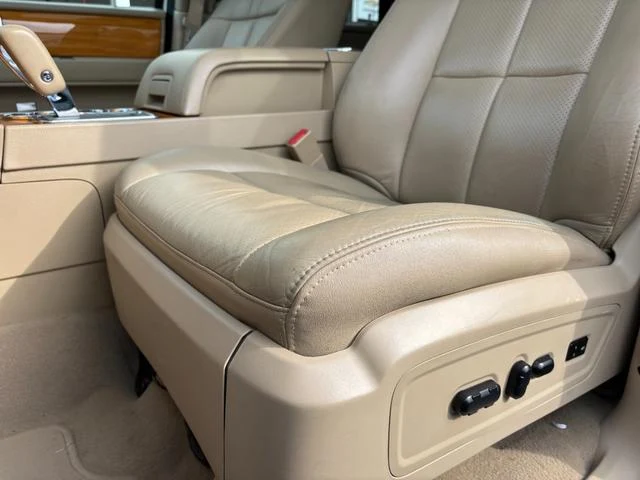 Lincoln NAVIGATOR 21