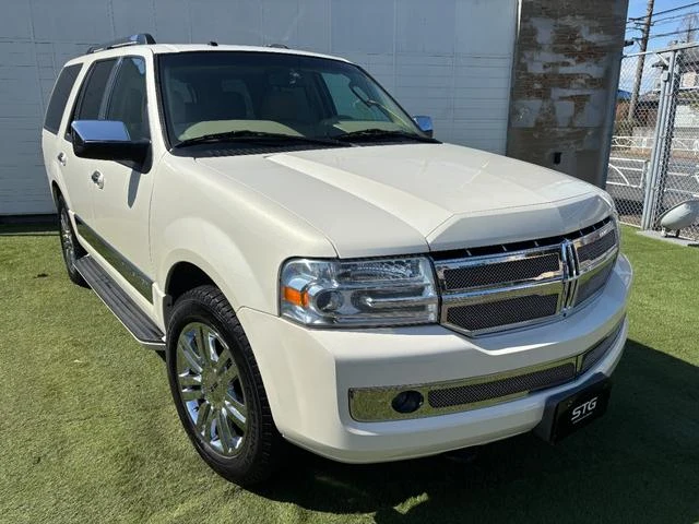 Lincoln NAVIGATOR 4