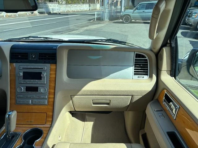 Lincoln NAVIGATOR 65