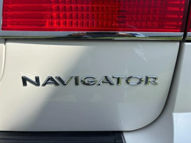 Lincoln NAVIGATOR 52