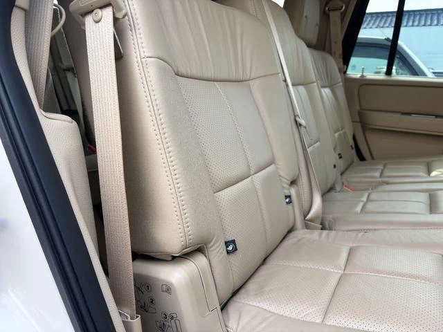 Lincoln NAVIGATOR 31