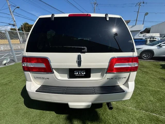 Lincoln NAVIGATOR 10