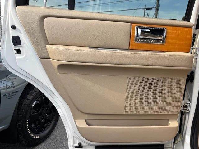 Lincoln NAVIGATOR 62