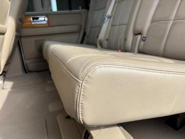 Lincoln NAVIGATOR 29