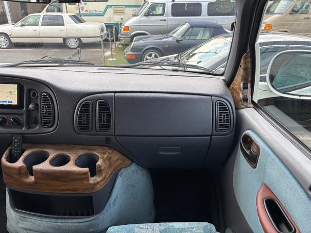 Dodge RAM 69