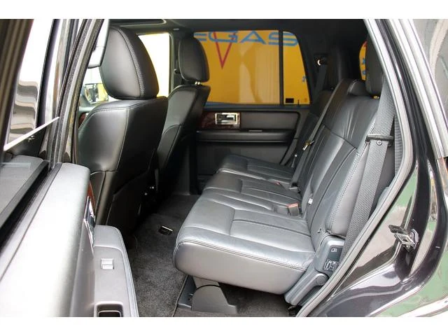 Lincoln NAVIGATOR 37