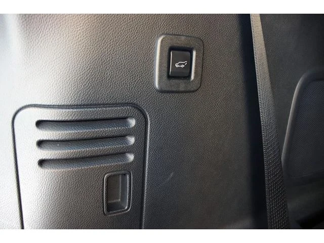 Lincoln NAVIGATOR 8