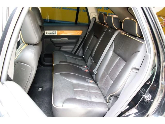 Lincoln MKX 41