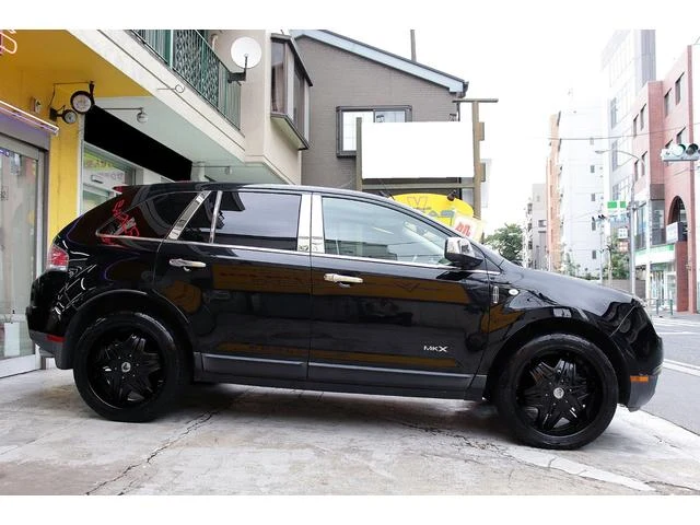 Lincoln MKX 61