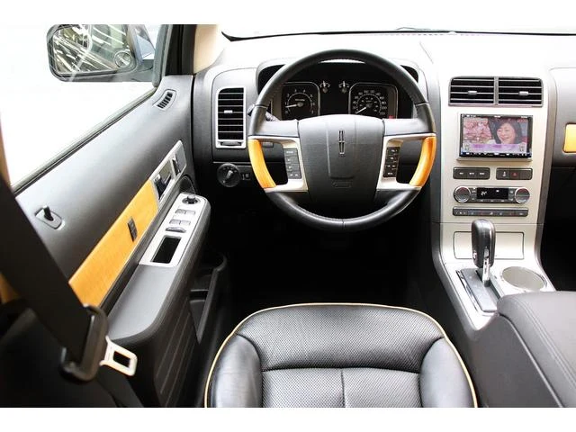 Lincoln MKX 56