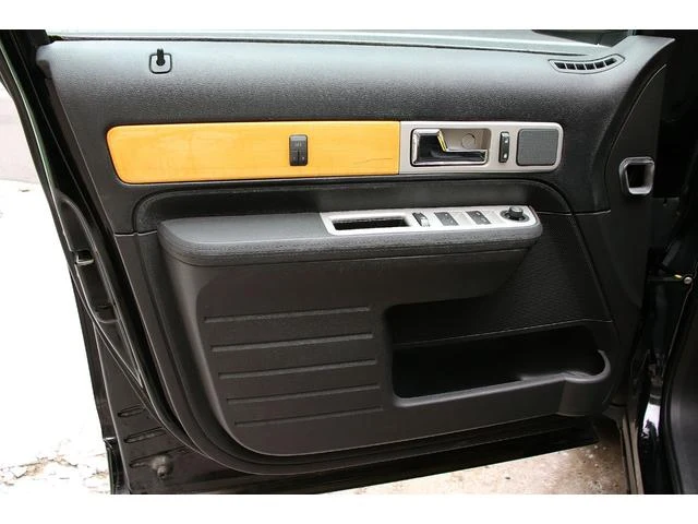 Lincoln MKX 12