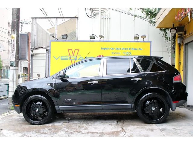 Lincoln MKX 3