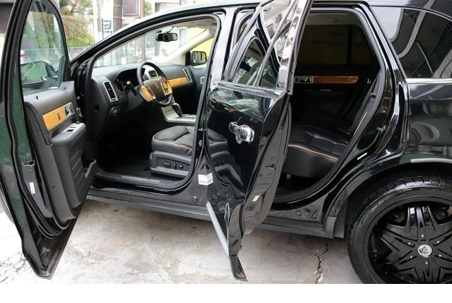 Lincoln MKX 11