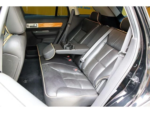 Lincoln MKX 42