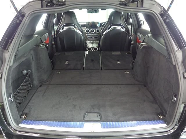MERCEDES AMG C-CLASS 47