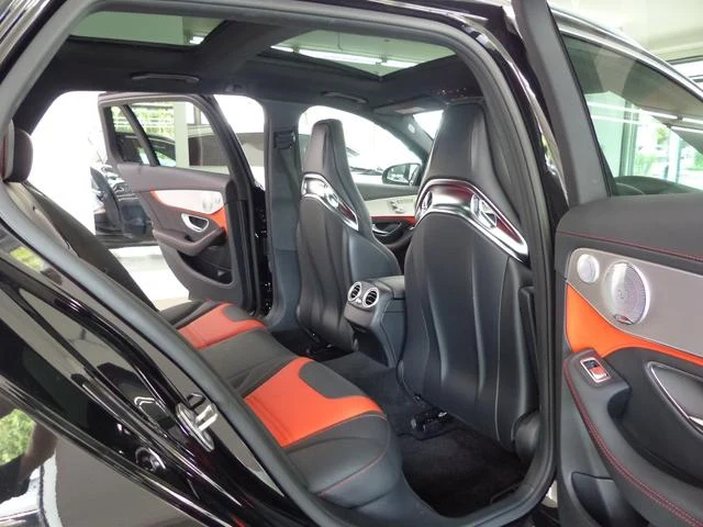 MERCEDES AMG C-CLASS 29