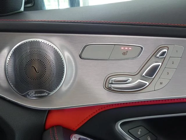 MERCEDES AMG C-CLASS 12