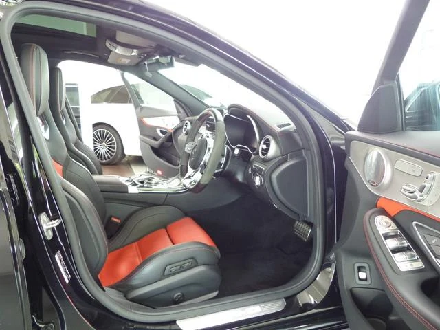 MERCEDES AMG C-CLASS 27