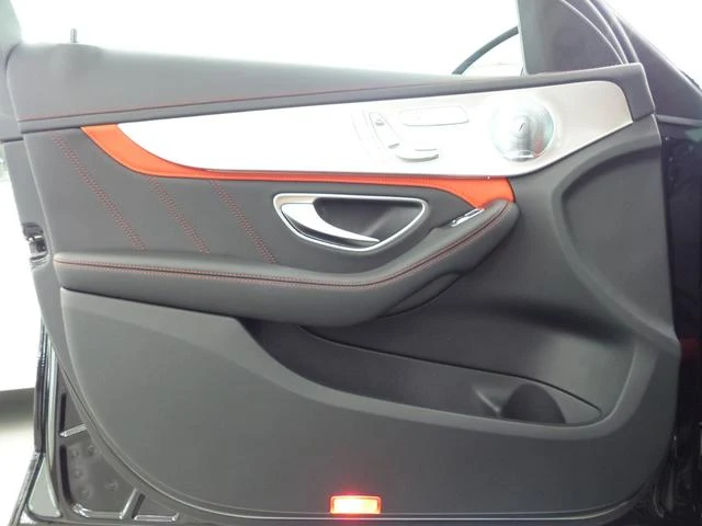 MERCEDES AMG C-CLASS 40