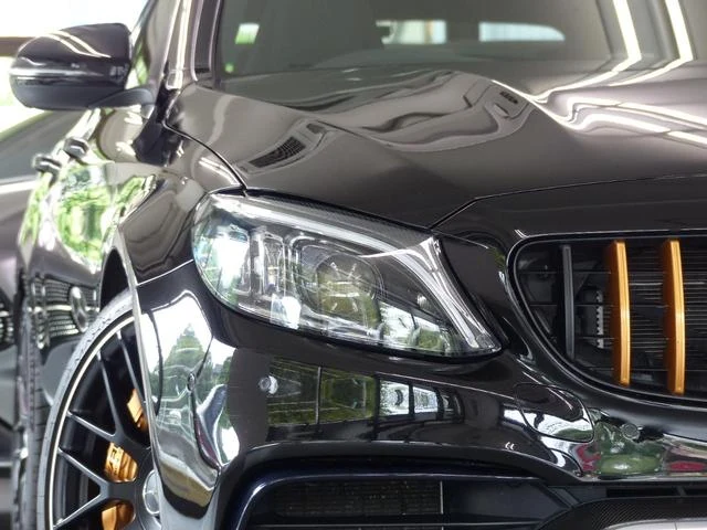 MERCEDES AMG C-CLASS 6