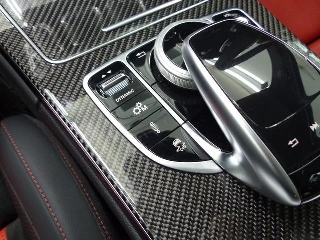MERCEDES AMG C-CLASS 56
