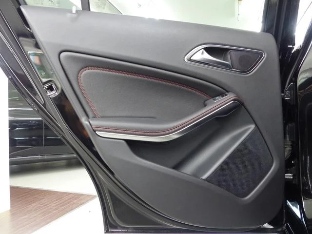 MERCEDES AMG A-CLASS 39