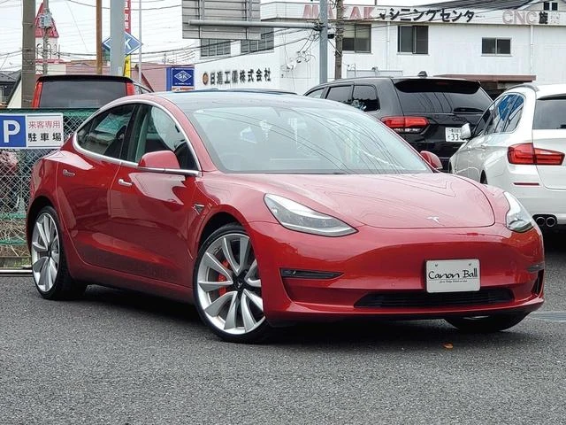 Tesla MODEL 3 8