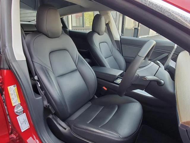 Tesla MODEL 3 55