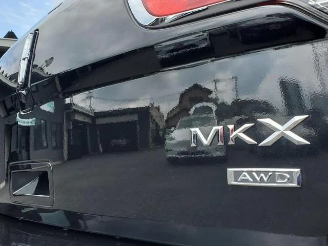 Lincoln MKX 23